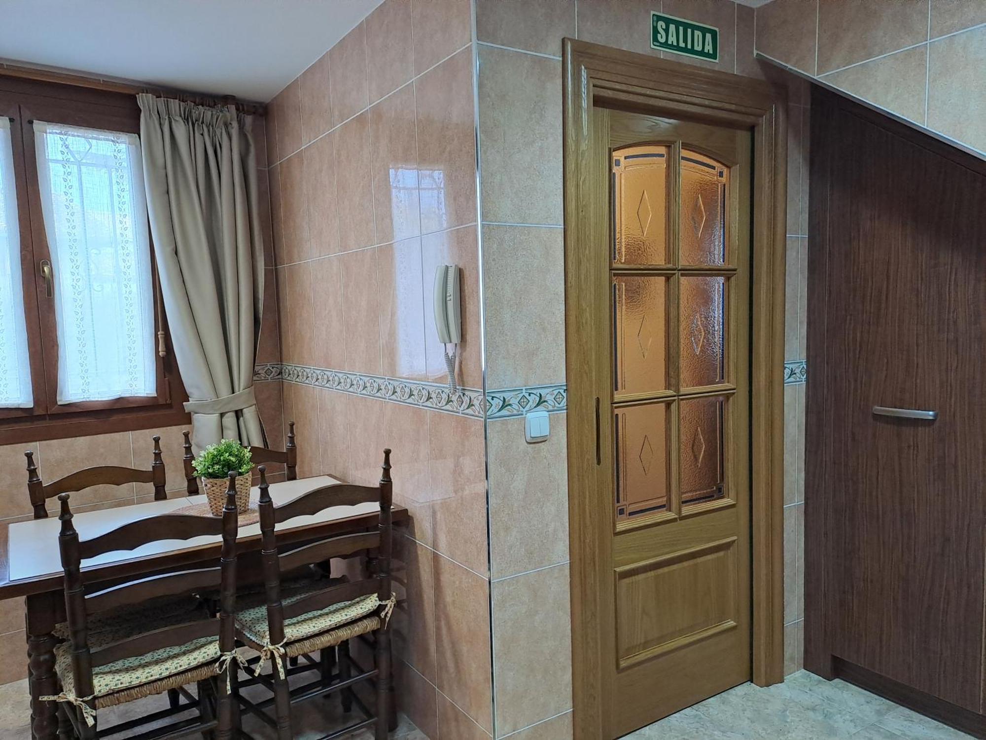 Casa Rural Torreblanca Urroz Dış mekan fotoğraf